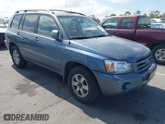 2006 Toyota Highlander z VIN JTEGP21A560104453, wystawiony jako IAAI lot #42266116 z przebiegiem 177 899 mil mil oraz . Historia ofert i sprzedaży dostępna na DreamBid. Obrazek 1.
