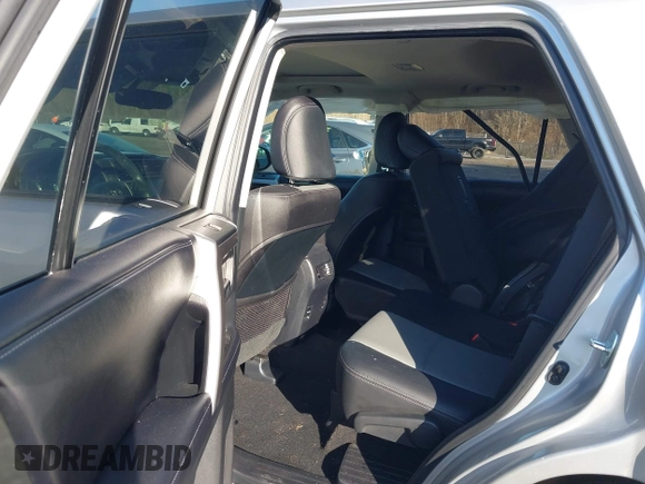 2017 Toyota 4Runner SR5 with VIN JTEZU5JR2H5153527, listed as a IAAI auction lot 41352819 with 109,868 mi miles and . Bid and sale history available at DreamBid. Image 8.