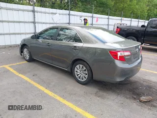 2012 Toyota Camry L z VIN 4T1BF1FK4CU530650, wystawiony jako IAAI lot #42275744 z przebiegiem 189 490 mil mil oraz . Historia ofert i sprzedaży dostępna na DreamBid. Obrazek 3.