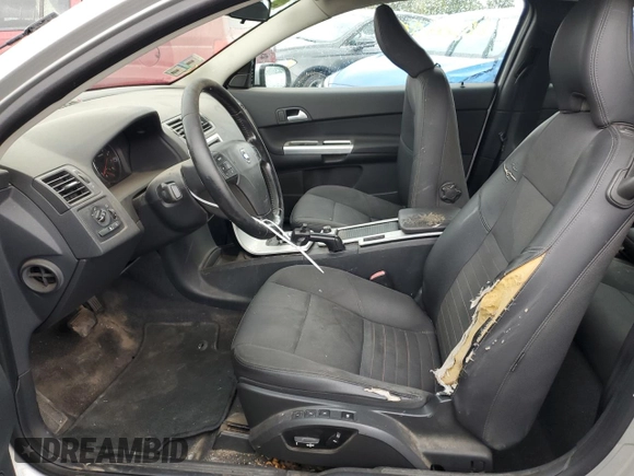 2012 Volvo C30 z VIN YV1672MK7C2281133, wystawiony jako Copart lot #66388394 z przebiegiem 98 504 mil mil oraz Szkody całkowita. Historia ofert i sprzedaży dostępna na DreamBid. Obrazek 7.