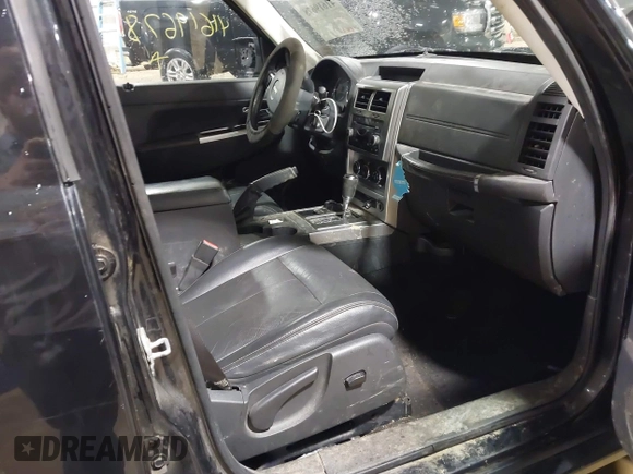 2010 Jeep Liberty Limited with VIN 1J4PN5GK8AW122814, listed as a IAAI auction lot 41619678 with 264,568 mi miles. Bid and sale history available at carsss.com. Image 5.