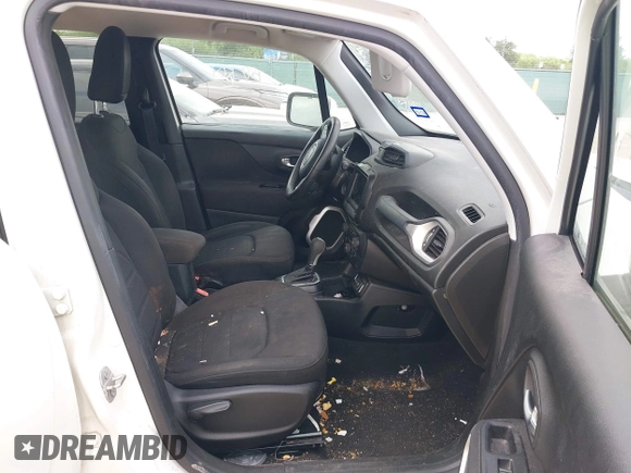2018 Jeep Renegade Latitude with VIN ZACCJABB2JPH42684, listed as a IAAI auction lot 42130246 with Not Provided miles and . Bid and sale history available at carsss.com. Image 5.