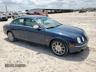 2008 Jaguar S-Type 3 z VIN SAJWA01A48FN83097, wystawiony jako Copart lot #58325425 z przebiegiem 53 576 mil mil oraz Tytuł czysty. Historia ofert i sprzedaży dostępna na DreamBid. Obrazek 4.