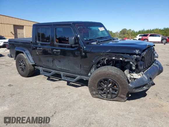 2021 Jeep Gladiator Sport S with VIN 1C6JJTAG5ML606050, listed as a Copart auction lot 45221215 with 43,529 mi miles and Salvage title. Bid and sale history available at DreamBid. Image 4.