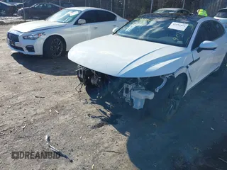 2019 Volkswagen Arteon SEL R-Line с VIN WVWSR7AN7KE025159, выставлен на аукционе IAAI как лот 41191814 с пробегом 82 622 миль миль и . История ставок и продаж доступна на DreamBid. Изображение 6.