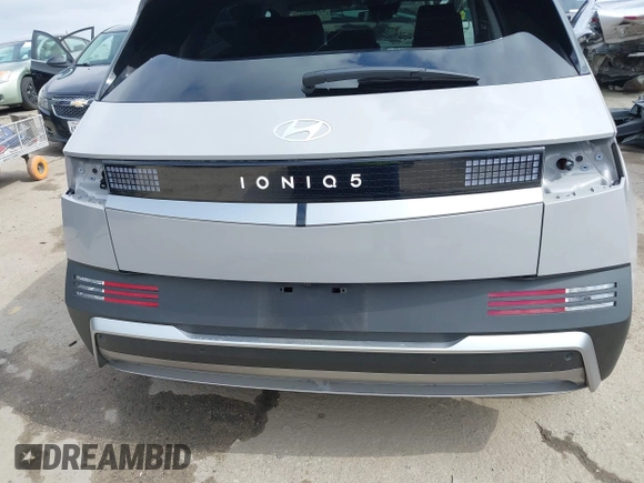 2025 Hyundai Ioniq 5 z VIN 7YAKM4DA8SY002745, wystawiony jako IAAI lot #42135641 z przebiegiem 686 mil mil oraz . Historia ofert i sprzedaży dostępna na DreamBid. Obrazek 21.