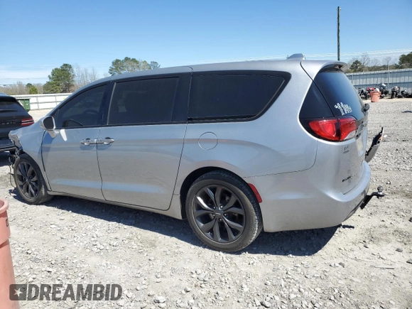 2018 Chrysler Pacifica Touring Plus with VIN 2C4RC1FGXJR361834, listed as a Copart auction lot 49476195 with 65,784 mi miles and Salvage Title. Bid and sale history available at DreamBid. Image 2.