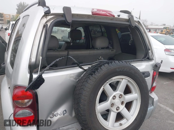 2005 Jeep Liberty Limited with VIN 1J4GK58KX5W704393, listed as a IAAI auction lot 41675508 with 188,403 mi miles. Bid and sale history available at carsss.com. Image 6.