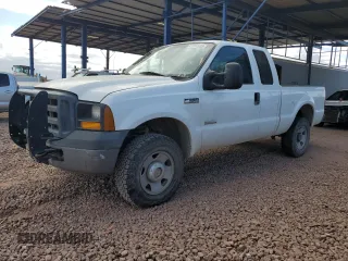 2006 Ford Super Duty F-250 XL with VIN 1FTSX21P16EB83027, listed as a Copart auction lot 47947635 with 172,005 mi miles and Salvage Title. Bid and sale history available at carsss.com. Image 1.