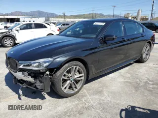 2019 BMW 7 Series 750i with VIN WBA7F0C58KGM25994, listed as a Copart auction lot 47277723 with 41,917 mi miles. Bid and sale history available at carsss.com. Image 1.