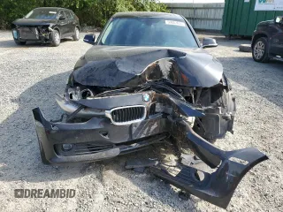 2013 BMW 3 Series 328i xDrive z VIN WBA3B5G58DNS02841, wystawiony jako Copart lot #59807655 z przebiegiem Nie podano mil oraz Szkoda całkowita • Salvage title. Historia ofert i sprzedaży dostępna na DreamBid. Obrazek 5.