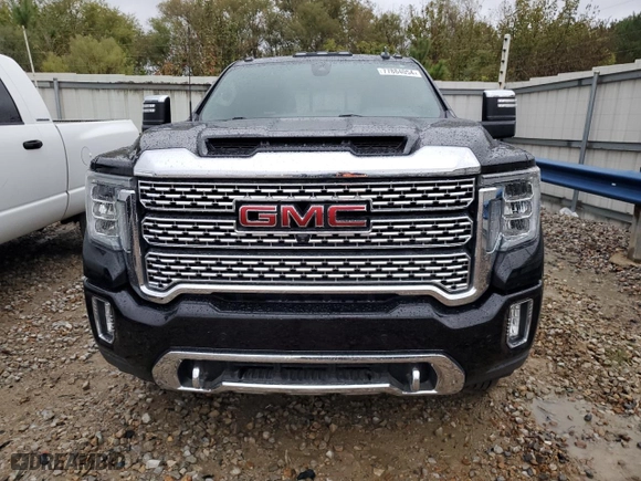 2020 GMC Sierra 3500HD Denali with VIN 1GT49WEY2LF261706, listed as a Copart auction lot 77884054 with 95,047 mi miles and Salvage Title. Bid and sale history available at carsss.com. Image 5.