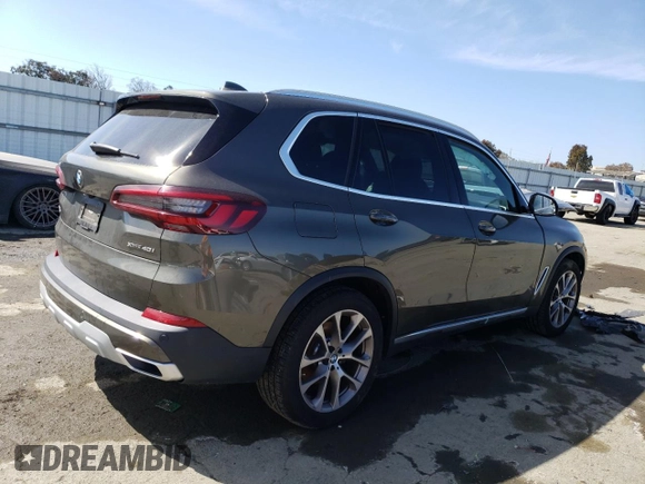 2022 BMW X5 xDrive40i with VIN 5UXCR6C01N9M94890, listed as a Copart auction lot 45261973 with Not Provided miles. Bid and sale history available at carsss.com. Image 3.