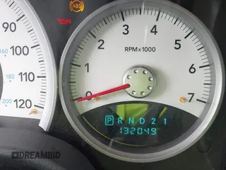 2005 Dodge Durango SLT с VIN 1D4HD48D65F616363, выставлен на аукционе IAAI как лот 42207020 с пробегом 132 049 миль миль и . История ставок и продаж доступна на DreamBid. Изображение 15.