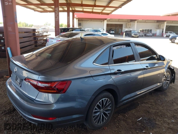 2019 Volkswagen Jetta S with VIN 3VWC57BUXKM256263, listed as a IAAI auction lot 42466179 with 67,598 mi miles and . Bid and sale history available at DreamBid. Image 4.