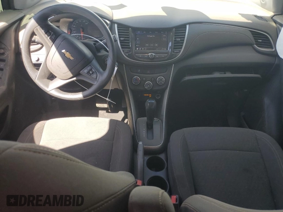 2021 Chevrolet Trax LS with VIN KL7CJNSM5MB368236, listed as a Copart auction lot 46811295 with 47,502 mi miles and Salvage Title. Bid and sale history available at carsss.com. Image 8.