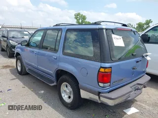1997 Ford Explorer XL z VIN 1FMDU34EXVZB33702, wystawiony jako IAAI lot #42388786 z przebiegiem 125 026 mil mil oraz . Historia ofert i sprzedaży dostępna na DreamBid. Obrazek 3.
