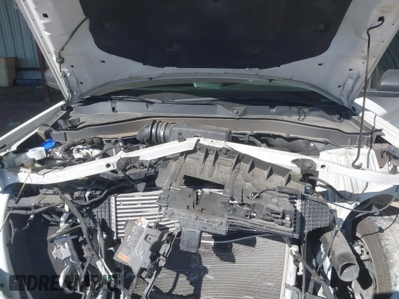 2022 Ford Explorer XLT z VIN 1FMSK7DHXNGA83331, wystawiony jako IAAI lot #41606848 z przebiegiem 54 139 mil mil oraz . Historia ofert i sprzedaży dostępna na DreamBid. Obrazek 10.