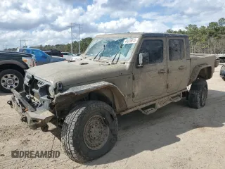 2020 Jeep Gladiator Sport S with VIN 1C6HJTAG0LL168969, listed as a Copart auction lot 44028815 with 67,810 mi miles and Salvage Title. Bid and sale history available at carsss.com. Image 1.