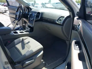 2011 Jeep Grand Cherokee Laredo with VIN 1J4RS4GG5BC573337, listed as a IAAI auction lot 41960369 with 185,518 mi miles and . Bid and sale history available at DreamBid. Image 5.