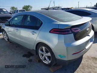 2012 Chevrolet Volt with VIN 1G1RF6E43CU121650, listed as a IAAI auction lot 41915221 with Not Provided miles and . Bid and sale history available at carsss.com. Image 3.