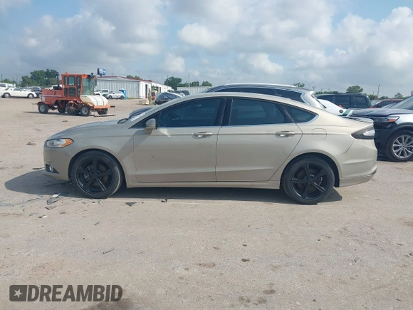 2016 Ford Fusion SE with VIN 3FA6P0HD9GR110994, listed as a IAAI auction lot 42102785 with 139,365 mi miles. Bid and sale history available at carsss.com. Image 14.