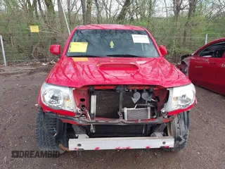 2007 Toyota Tacoma with VIN 5TELU42N17Z366853, listed as a IAAI auction lot 41937578 with 309,953 mi miles and . Bid and sale history available at DreamBid. Image 6.