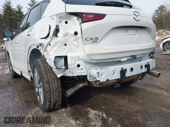 2024 Mazda CX-5 2.5 S Premium Package with VIN JM3KFBDL1R0432804, listed as a IAAI auction lot 41610696 with 20,484 mi miles. Bid and sale history available at carsss.com. Image 6.