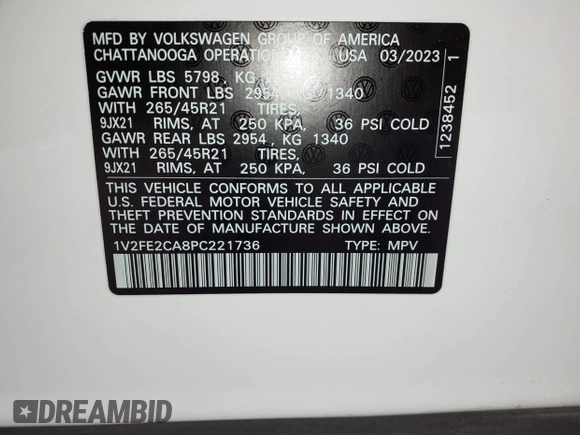 2023 Volkswagen Atlas SEL Premium R-Line z VIN 1V2FE2CA8PC221736, wystawiony jako IAAI lot #42155629 z przebiegiem 54 394 mil mil oraz . Historia ofert i sprzedaży dostępna na DreamBid. Obrazek 9.
