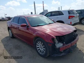 2014 Chrysler 300 with VIN 2C3CCAAG2EH331160, listed as a IAAI auction lot 41786101 with 133,063 mi miles. Bid and sale history available at carsss.com. Image 6.