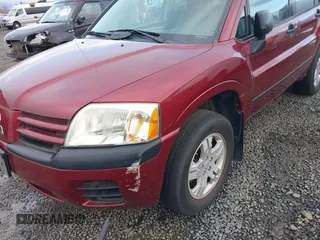 2005 Mitsubishi Endeavor LS with VIN 4A4MN21S15E067384, listed as a IAAI auction lot 41623082 with 108,843 mi miles. Bid and sale history available at carsss.com. Image 6.