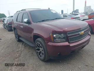 2008 Chevrolet Tahoe 3LT z VIN 1GNFK13038J140207, wystawiony jako IAAI lot #42430493 z przebiegiem 302 507 mil mil oraz . Historia ofert i sprzedaży dostępna na DreamBid. Obrazek 1.