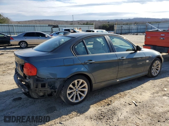2011 BMW 3 Series 328i xDrive with VIN WBAPK7G59BNN49279, listed as a Copart auction lot 86583574 with 195,811 mi miles and Salvage Title. Bid and sale history available at carsss.com. Image 3.