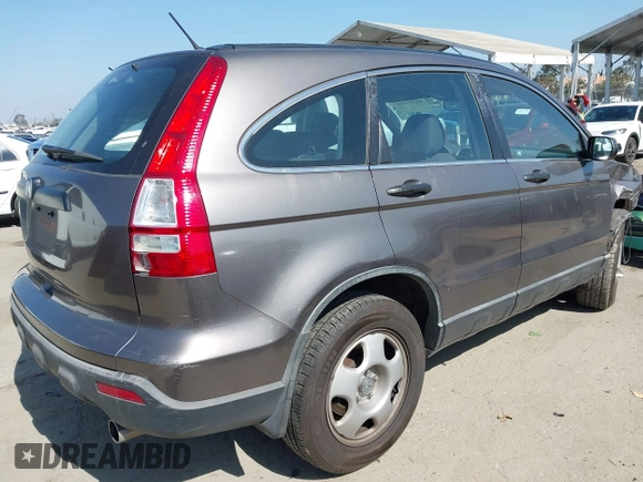 2009 Honda CR-V LX z VIN 5J6RE383X9L018083, wystawiony jako IAAI lot #42390495 z przebiegiem 235 184 mil mil oraz . Historia ofert i sprzedaży dostępna na DreamBid. Obrazek 4.