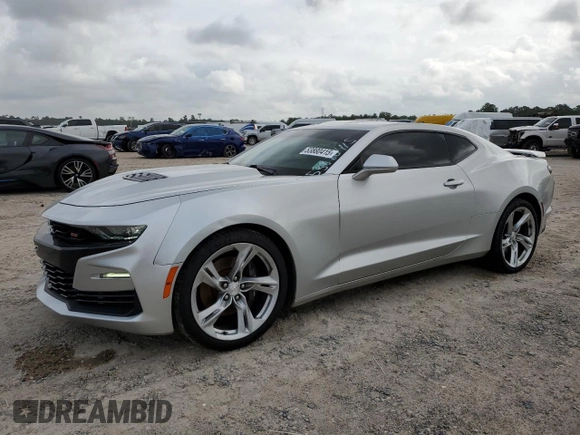 2019 Chevrolet Camaro 1SS z VIN 1G1FE1R73K0154988, wystawiony jako Copart lot #53880415 z przebiegiem 60 520 mil mil oraz Szkoda całkowita • Salvage title. Historia ofert i sprzedaży dostępna na DreamBid. Obrazek 1.