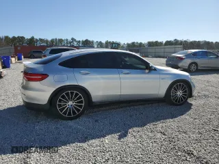 2019 Mercedes-Benz GLC with VIN WDC0J6EB1KF540767, listed as a Copart auction lot 43392295 with 102,567 mi miles and Clean Title. Bid and sale history available at carsss.com. Image 3.