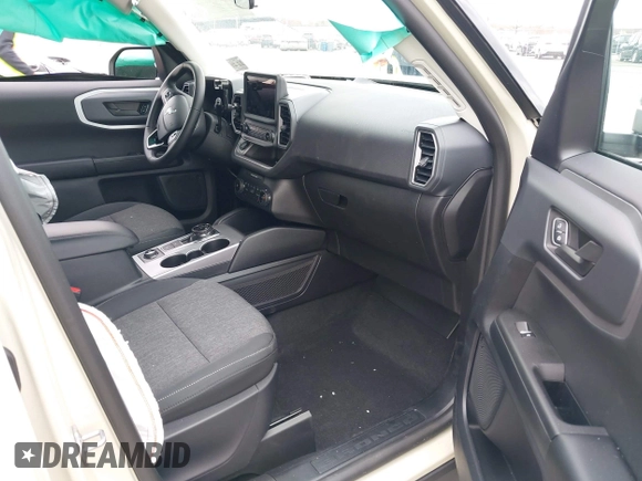 2024 Ford Bronco Sport Big Bend z VIN 3FMCR9B64RRF67202, wystawiony jako IAAI lot #42028035 z przebiegiem 454 mil mil oraz . Historia ofert i sprzedaży dostępna na DreamBid. Obrazek 5.