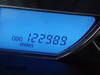 2016 Toyota Corolla L с VIN 2T1BURHEXGC540876, выставлен на аукционе IAAI как лот 42672549 с пробегом 122 989 миль миль и . История ставок и продаж доступна на DreamBid. Изображение 7.