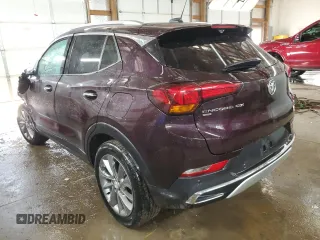 2020 Buick Encore GX Essence с VIN KL4MMGSL6LB101990, выставлен на аукционе Copart как лот 44363725 с пробегом 57 248 миль миль и Списание • Salvage title. История ставок и продаж доступна на DreamBid. Изображение 2.
