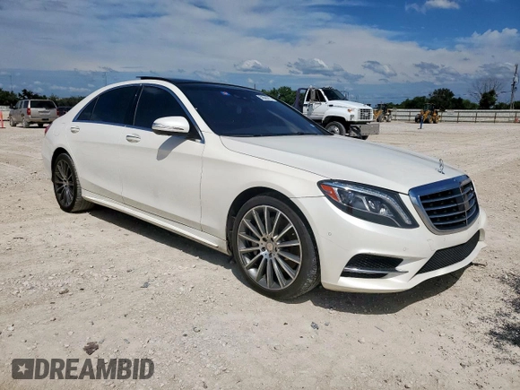 2015 Mercedes-Benz S 550 with VIN WDDUG8FB0FA164779, listed as a Copart auction lot 59945815 with 127,451 mi miles and Salvage title. Bid and sale history available at DreamBid. Image 4.