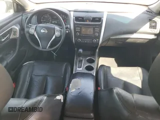 2015 Nissan Altima S with VIN 1N4AL3AP4FN883255, listed as a Copart auction lot 52105205 with 209,720 mi miles and Non Repairable. Bid and sale history available at DreamBid. Image 8.