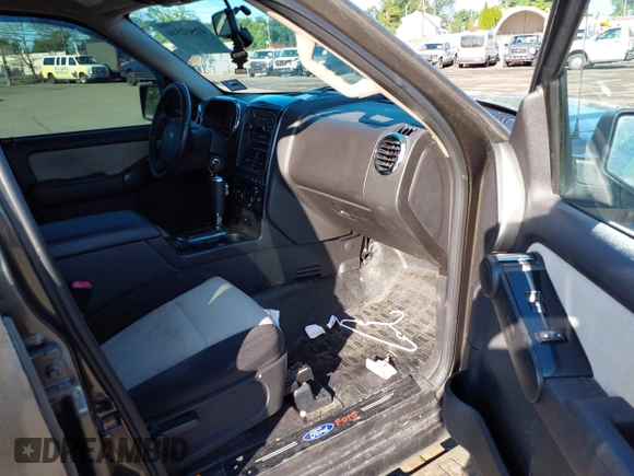 2008 Ford Explorer Sport Trac Limited with VIN 1FMEU53EX8UA30962, listed as a IAAI auction lot 42562546 with 104,845 mi miles and . Bid and sale history available at DreamBid. Image 5.