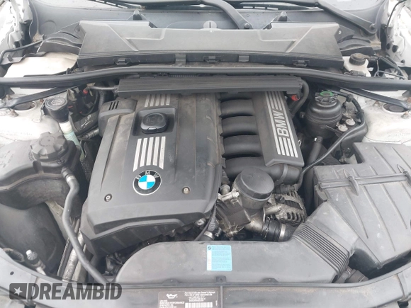 2007 BMW 3 Series 328xi z VIN WBAWC33597PD07016, wystawiony jako IAAI lot #42665037 z przebiegiem 147 900 mil mil oraz . Historia ofert i sprzedaży dostępna na DreamBid. Obrazek 10.