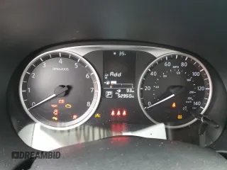 2022 Nissan Kicks S z VIN 3N1CP5BV9NL521875, wystawiony jako Copart lot #48130465 z przebiegiem 52 950 mil mil oraz Szkoda całkowita • Salvage title. Historia ofert i sprzedaży dostępna na DreamBid. Obrazek 9.
