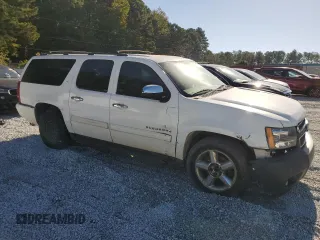 2011 Chevrolet Suburban LT with VIN 1GNSCJE00BR264551, listed as a Copart auction lot 77248984 with 225,092 mi miles and Clean Title. Bid and sale history available at carsss.com. Image 4.