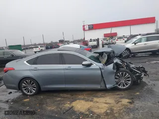 2015 Hyundai Genesis 3.8L with VIN KMHGN4JEXFU018603, listed as a IAAI auction lot 41717349 with 1 mi miles. Bid and sale history available at carsss.com. Image 13.