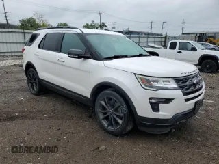 2018 Ford Explorer XLT z VIN 1FM5K8D80JGA32076, wystawiony jako Copart lot #56752255 z przebiegiem 79 947 mil mil oraz Szkoda całkowita • Salvage title. Historia ofert i sprzedaży dostępna na DreamBid. Obrazek 4.