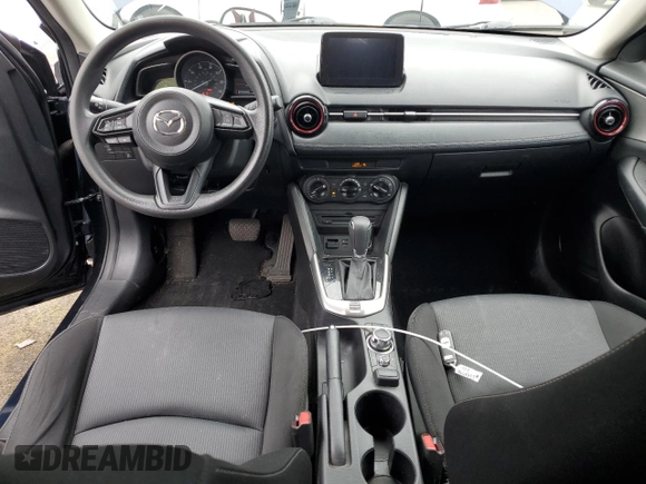 2018 Mazda CX-3 Sport z VIN JM1DKFB79J1323497, wystawiony jako Copart lot #56168875 z przebiegiem 60 284 mil mil oraz Szkoda całkowita • Salvage title. Historia ofert i sprzedaży dostępna na DreamBid. Obrazek 8.