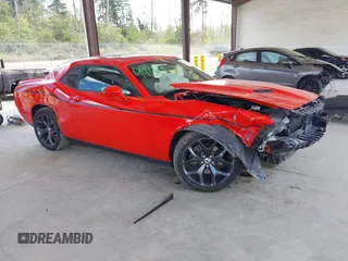 2018 Dodge Challenger SXT с VIN 2C3CDZAG0JH282532, выставлен на аукционе IAAI как лот 42714228 с пробегом 71 069 миль миль и . История ставок и продаж доступна на DreamBid. Изображение 1.
