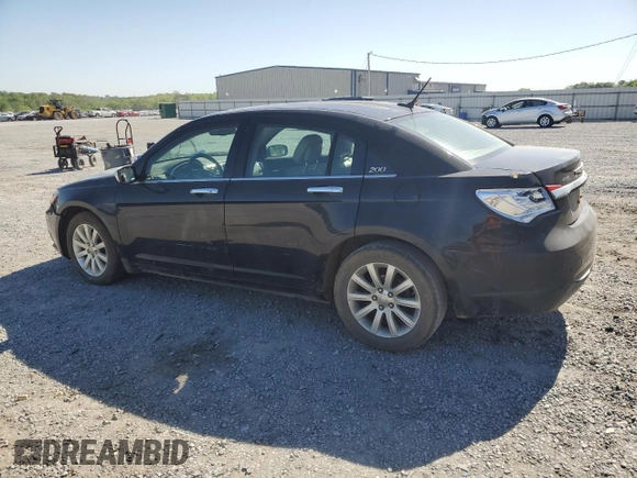 2014 Chrysler 200 Limited z VIN 1C3CCBCG0EN198487, wystawiony jako Copart lot #52913655 z przebiegiem Nie podano mil oraz Szkoda całkowita • Salvage title. Historia ofert i sprzedaży dostępna na DreamBid. Obrazek 2.